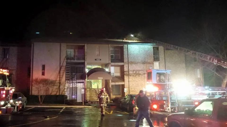 Engine and Chief Run 35 Apartment Fire