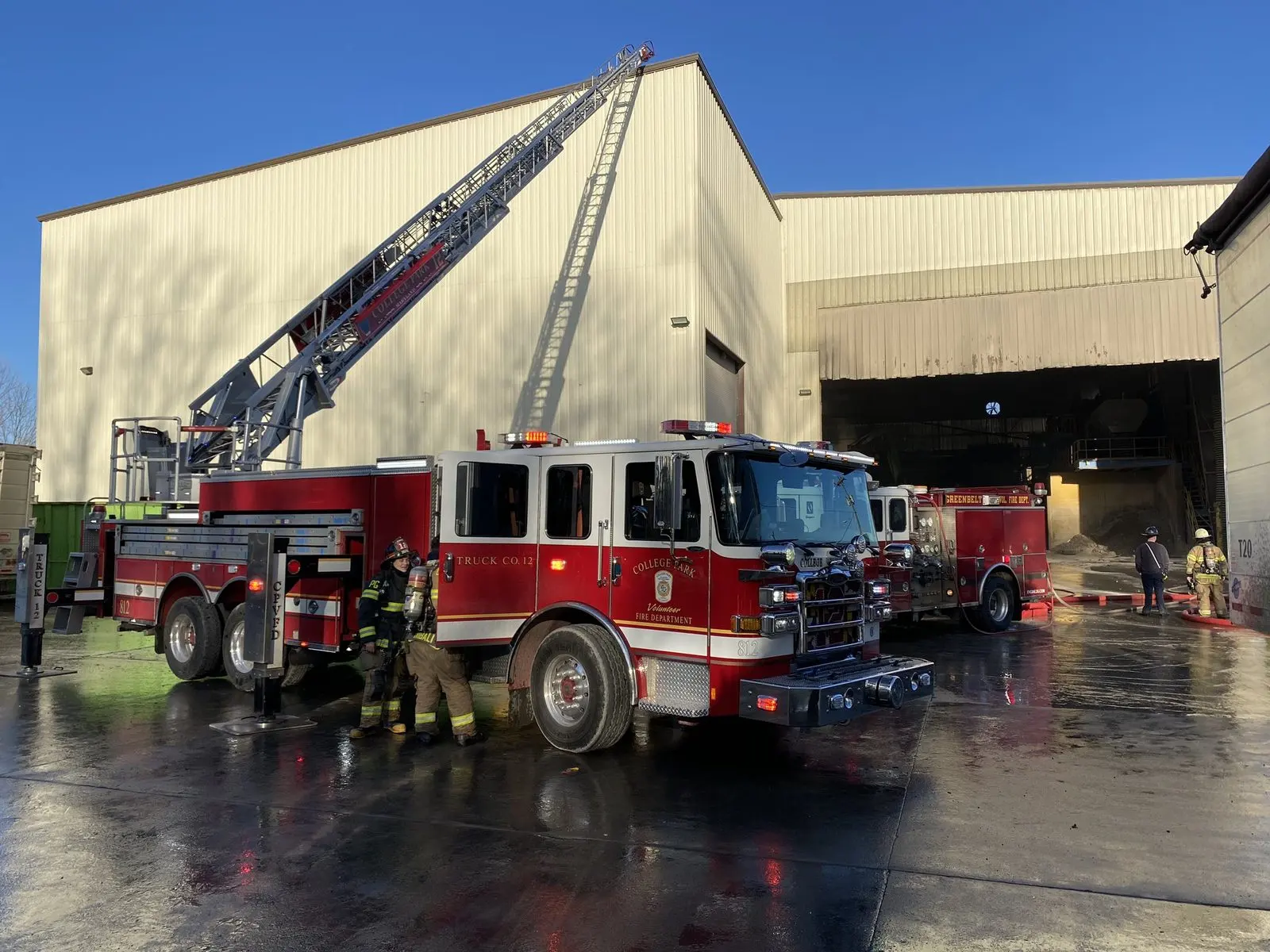 E122 & Truck 12 run building fire in 31’s area