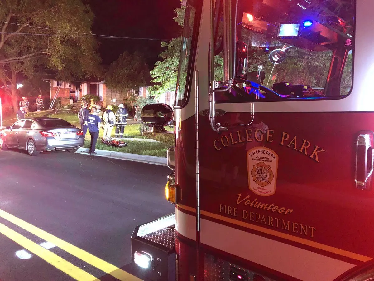 Truck 12 runs 41 house fire