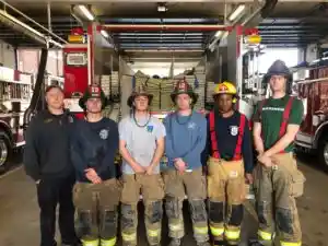 Combination Volunteer and Career crew run First Due Engine to House Fire