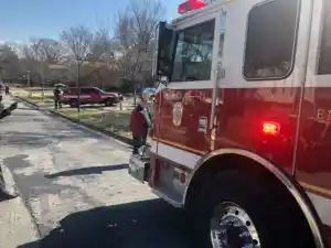 Combination Volunteer and Career crew run First Due Engine to House Fire