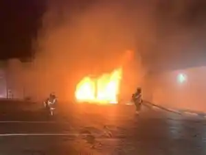 Engine runs 2nd due to Commercial Building Fire