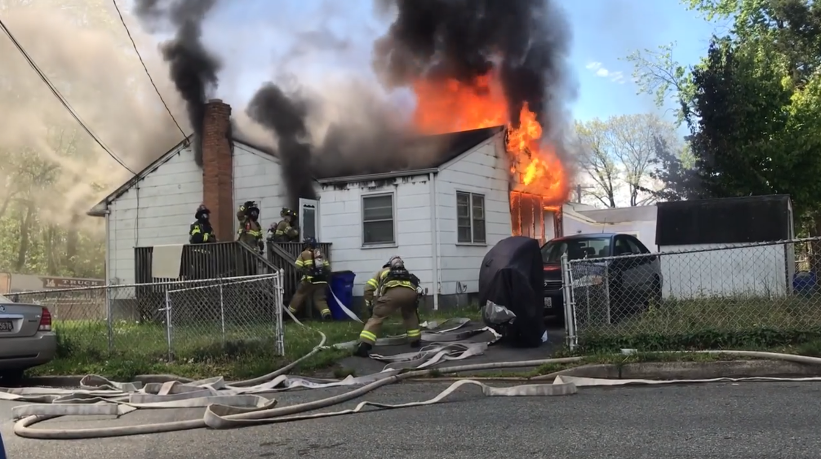 Engine Company runs 11 House Fire